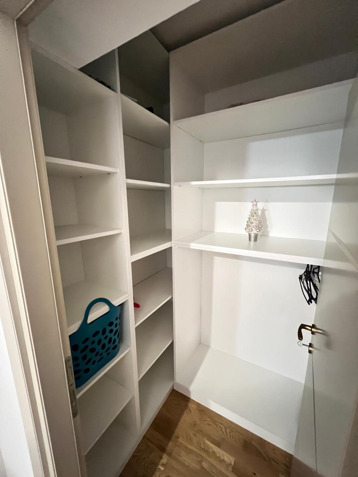 Airport Flyhub Chic Apartment Яссы Экстерьер фото